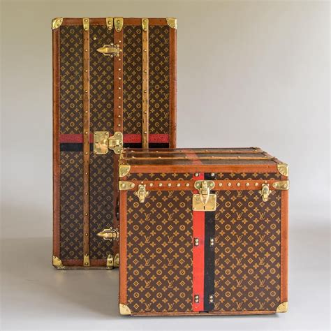 antique lv trunk